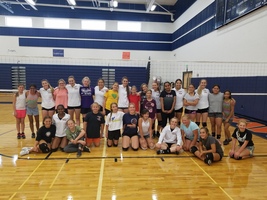 Hawks VB Team Gives Back to Raiders